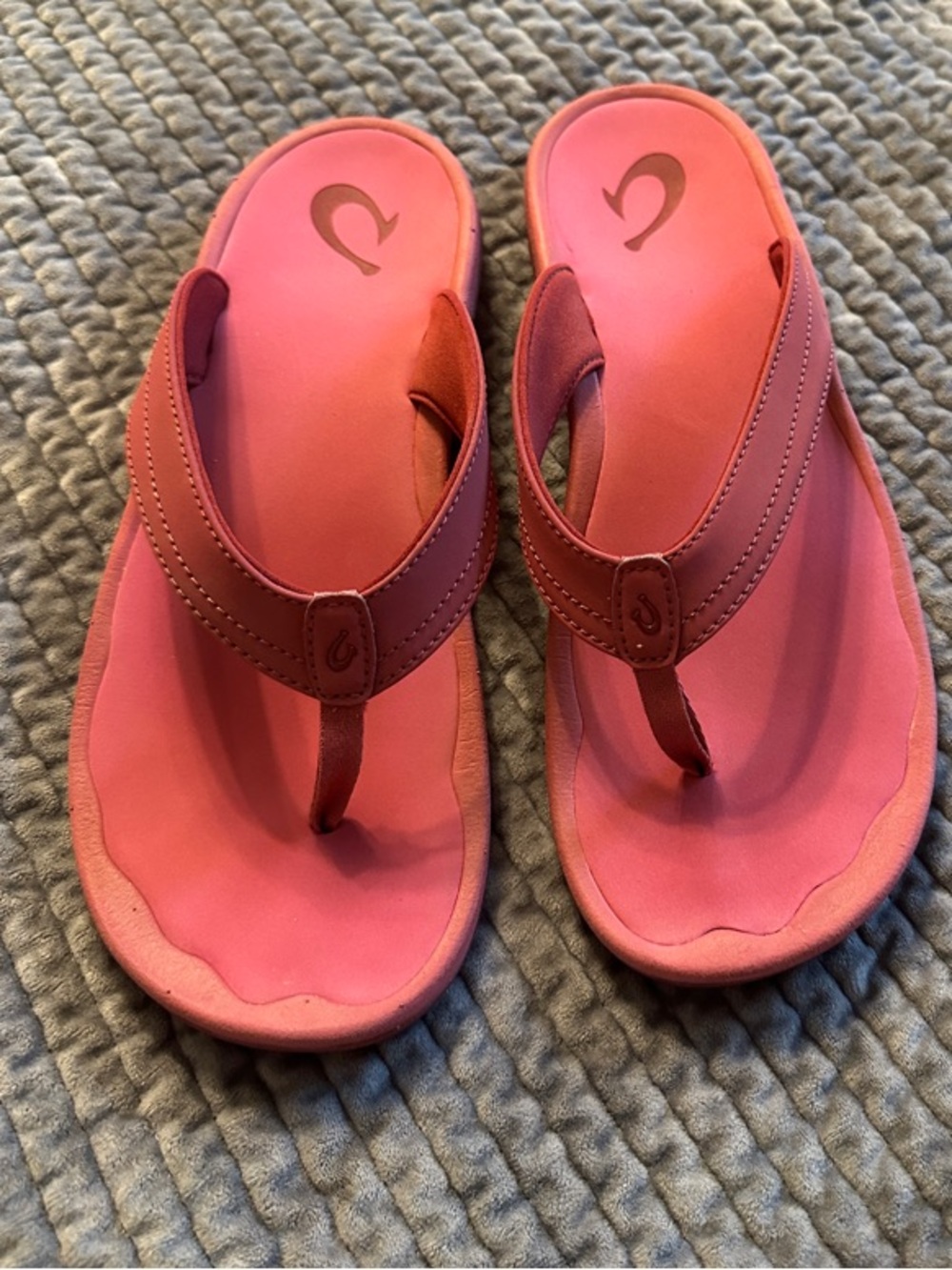 OluKai Pink Women's Flip Flop Sandals